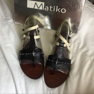 Matiko Strappy Sandals Size 8